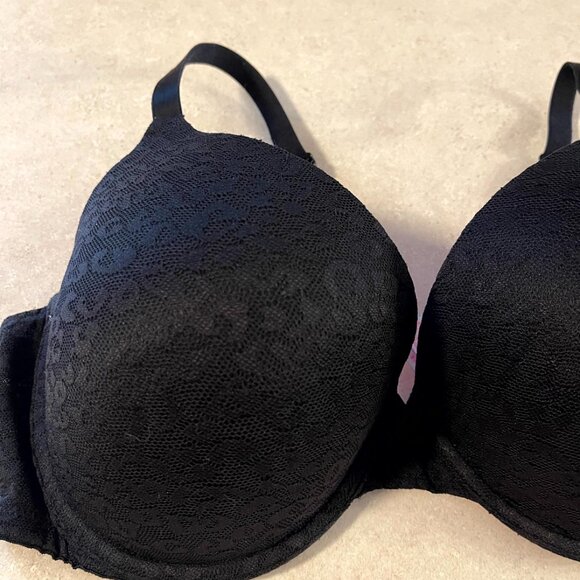 Victoria's Secret PINK Wear Everywhere Super Push Up Black Lace Bra 36DD Wired - Picture 2 of 8